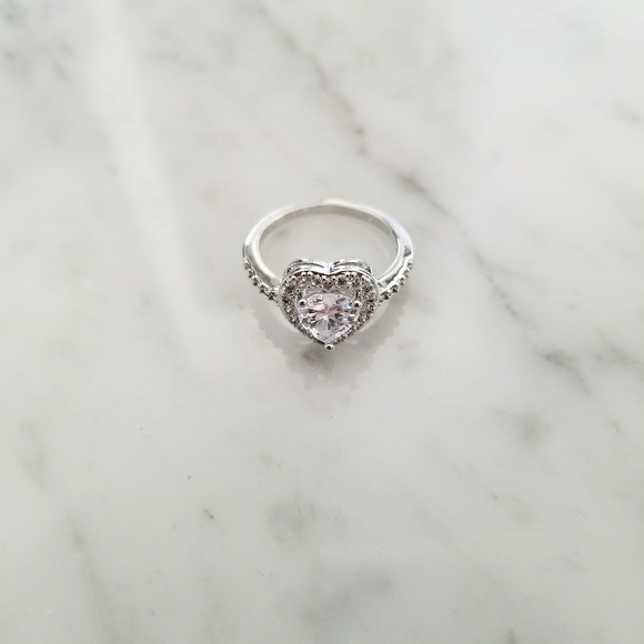 CZ Heart Diamond Ring Sz 9 - Picture 5 of 6